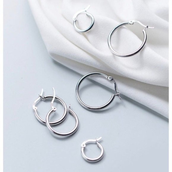 Solid Silver Small Hoop Earrings-Girls Earrings-SH045 23mm - Picture 9 of 10